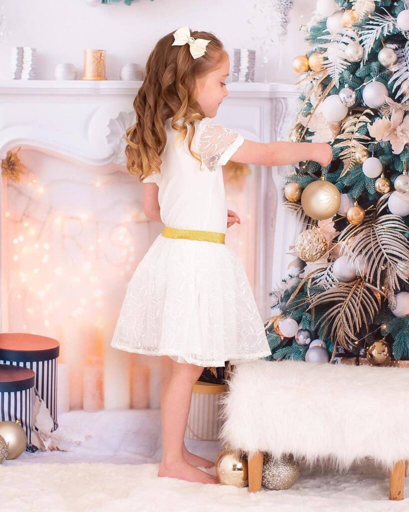 Keepsake_Photo's tweet photo. My beautiful little model helped me out in the studio today to get ready for my Christmas mini's. I know I'm biased, but still🥰

Christmas Mini's are running 3rd to 6th November and 24th to 27th November. A half hour shoot including 5 digital images … https://t.co/WX7dsSnEjh https://t.co/3HRS0m5kRr