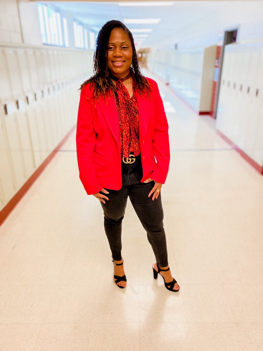 TammTemerity's tweet photo. This Team helps the dream work… We unite to make sure Edison’s Equity Goals are being fulfilled.
Tammarrah and Sarah #EdisonHS #Region3 #Equity4Life #FCPS https://t.co/lQKLQW9KGC