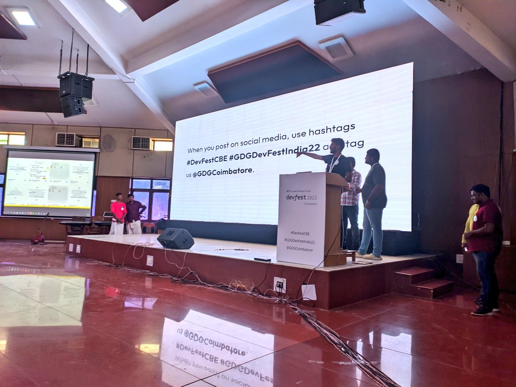 Madflasheroo7's tweet photo. Devfest Coimbatore 2022 was a great success ❤️❤️❤️ with such an amazing crowd of over 500+ devs with amazing line of speakers, crew, and volunteers.
One of the best and biggest event conducted by @GDGCoimbatore https://t.co/vtUvJabeRQ