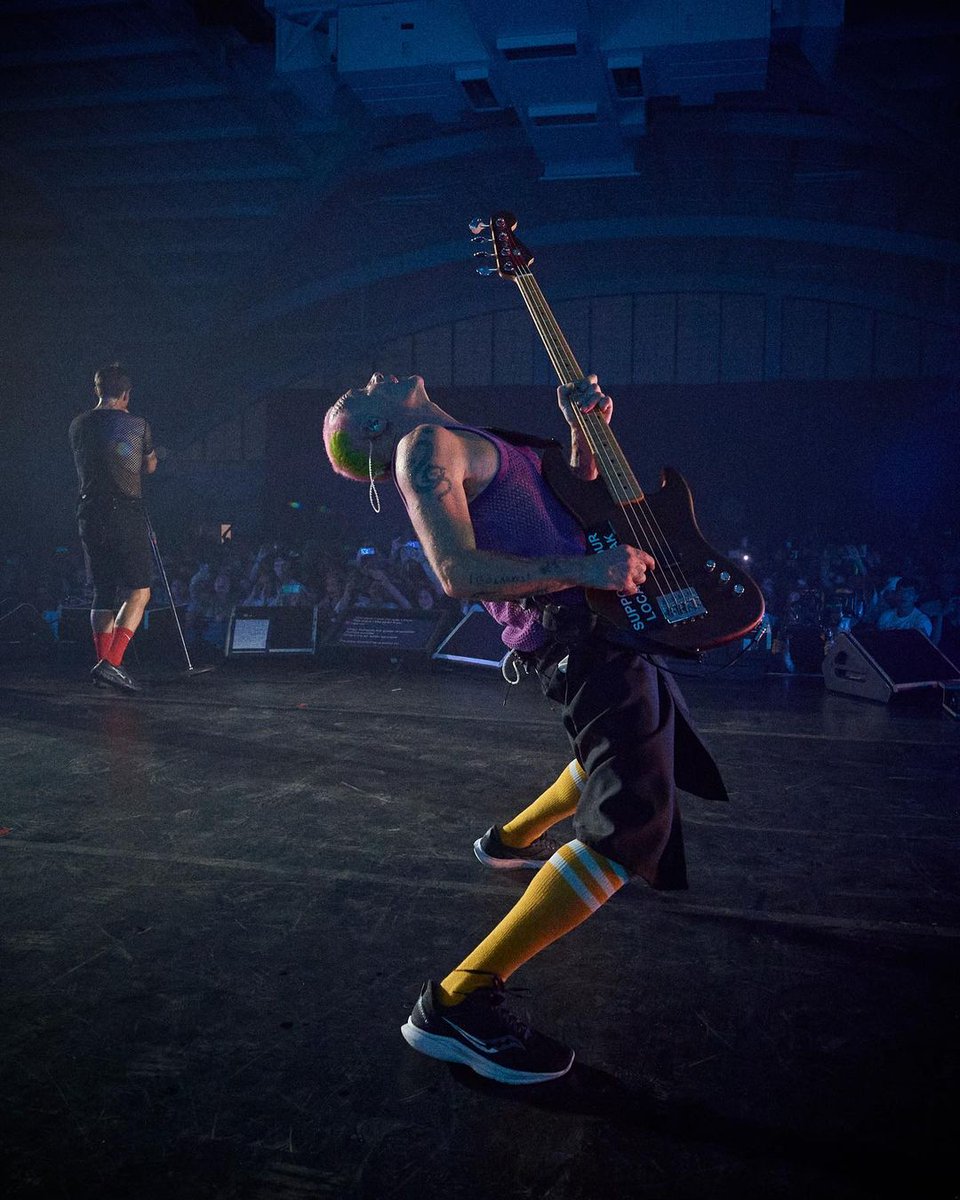 ChiliPeppers's tweet image. F L E A live at Hoopa