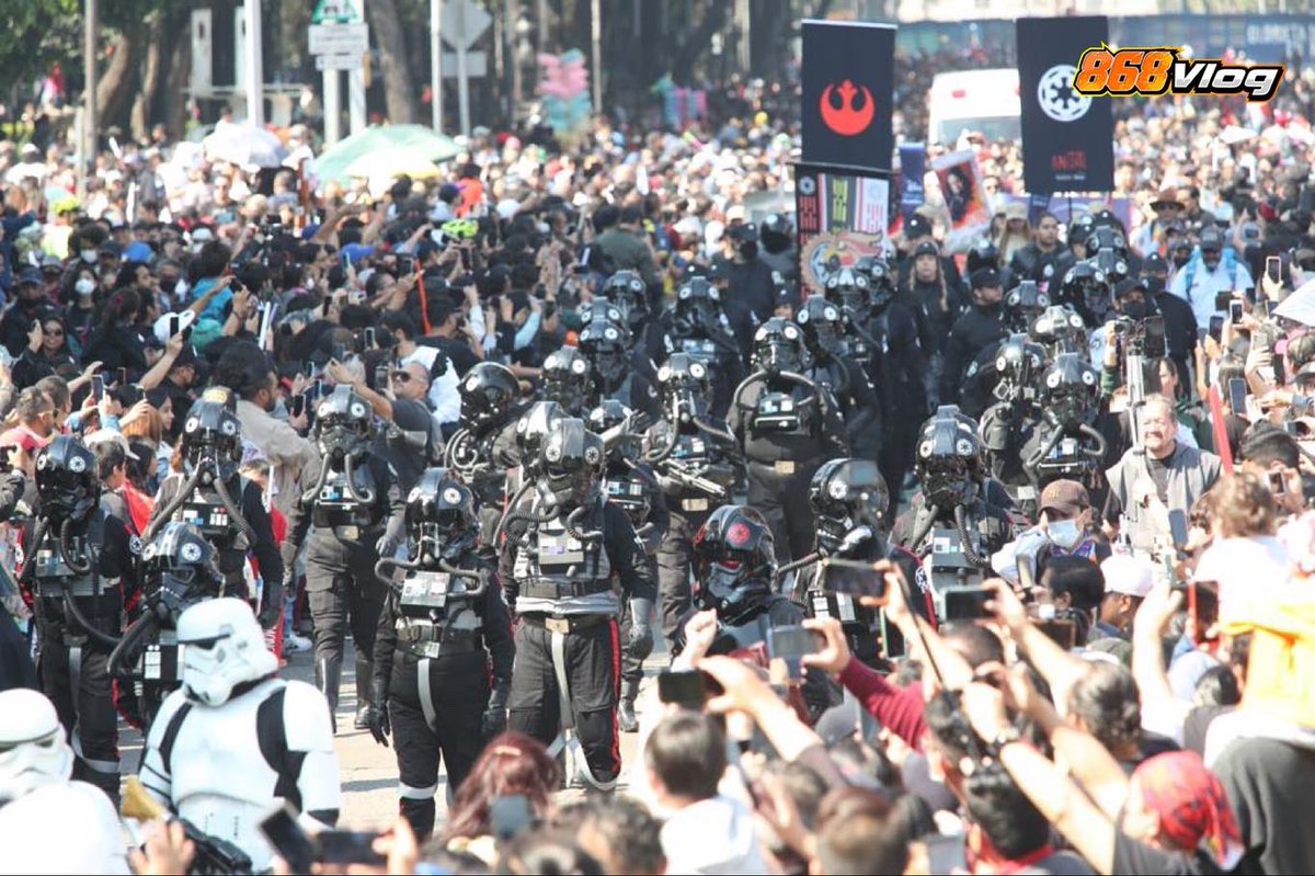 thisismojarrita's tweet photo. ⚫️ #Legion501 l En el #TrainingDay así se llevo acabó el desfile de #StarWars en el Paseo de la Reforma de #CDMX.
#BreakingNews #Instadaily #Matamoros #868vlog #LiveStreamNews #Blogger #Tamaulipas #News #Bloggerstyle #Mexico #Journalist #Brownsville #PicOfTheDay #YeiRigan https://t.co/j5zXTm4Wpd