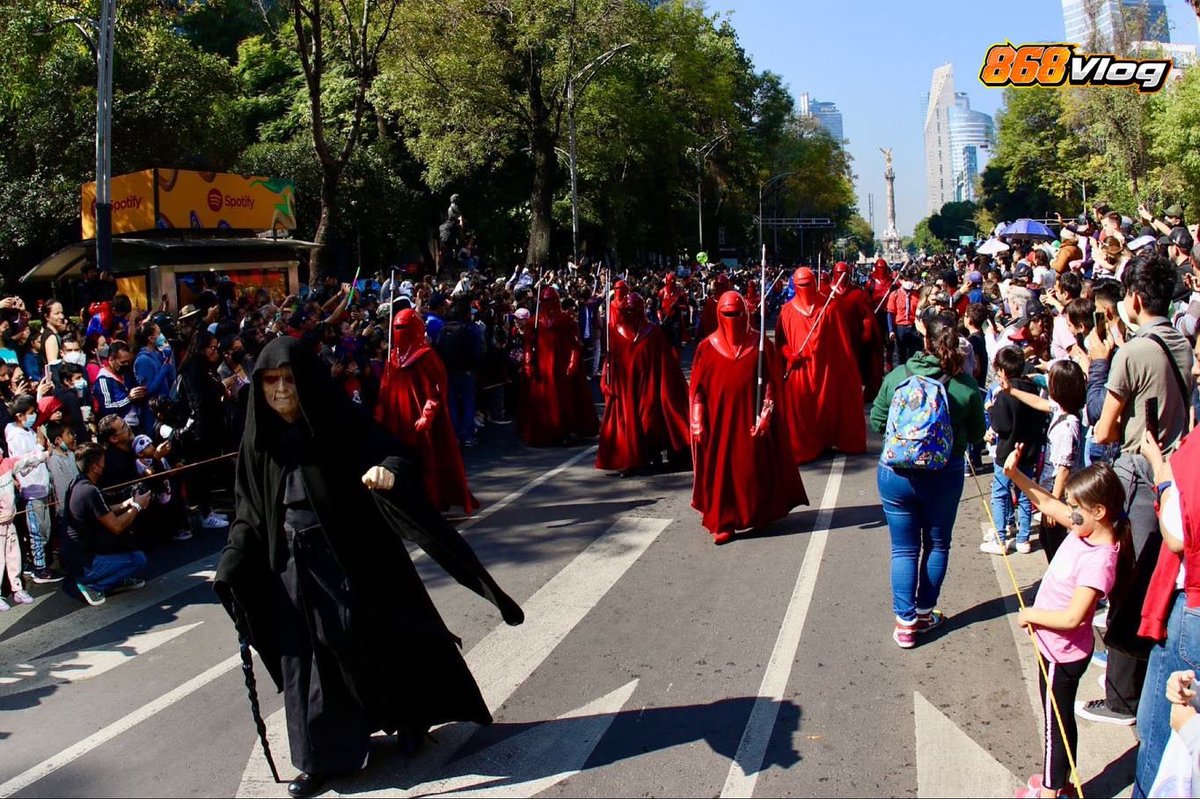 thisismojarrita's tweet photo. ⚫️ #Legion501 l En el #TrainingDay así se llevo acabó el desfile de #StarWars en el Paseo de la Reforma de #CDMX.
#BreakingNews #Instadaily #Matamoros #868vlog #LiveStreamNews #Blogger #Tamaulipas #News #Bloggerstyle #Mexico #Journalist #Brownsville #PicOfTheDay #YeiRigan https://t.co/j5zXTm4Wpd