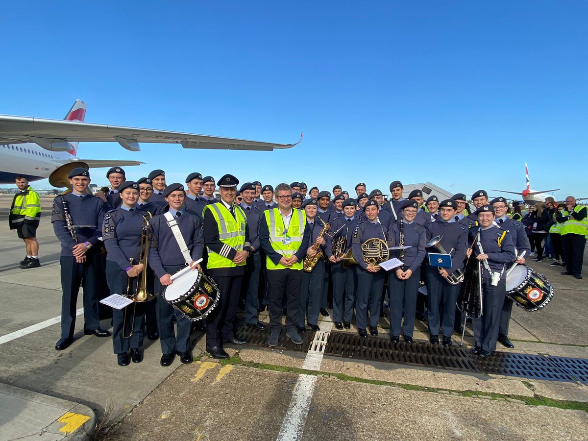 aircadetsmusic's tweet photo. National Marching Band supporting Dreamflight. Photograph with Captain Allister Bridger, Director of Flight Operations and Sean Doyle CEO @britishairways - Thank you for your hospitality! @ComdtAC @aircadets https://t.co/8ZT0VcdJZn
