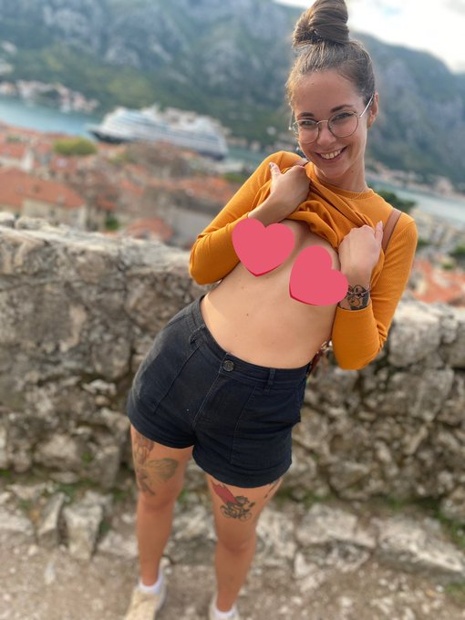 35RT to remove the hearts ❤️❤️ https://t.co/H8M0mmQwkr<a href="/tag/model"class="tags"><span>#model</span></a><a href="/tag/onlyfansgirl"class="tags"><span>#onlyfansgirl</span></a>