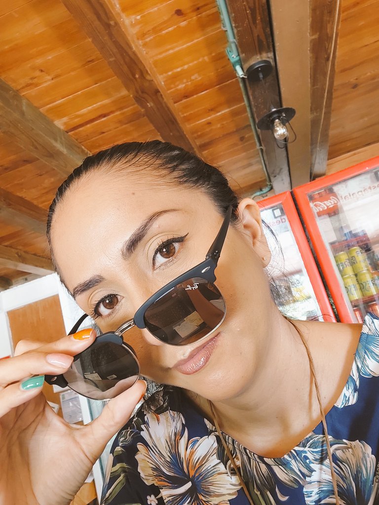 Edith_Morales_R's tweet photo. #Domingo cerrando o iniciando semana? 😅 qué más da... a seguir disfrutando de la vida ☺️😜 https://t.co/Q3nXzJQ2Dy