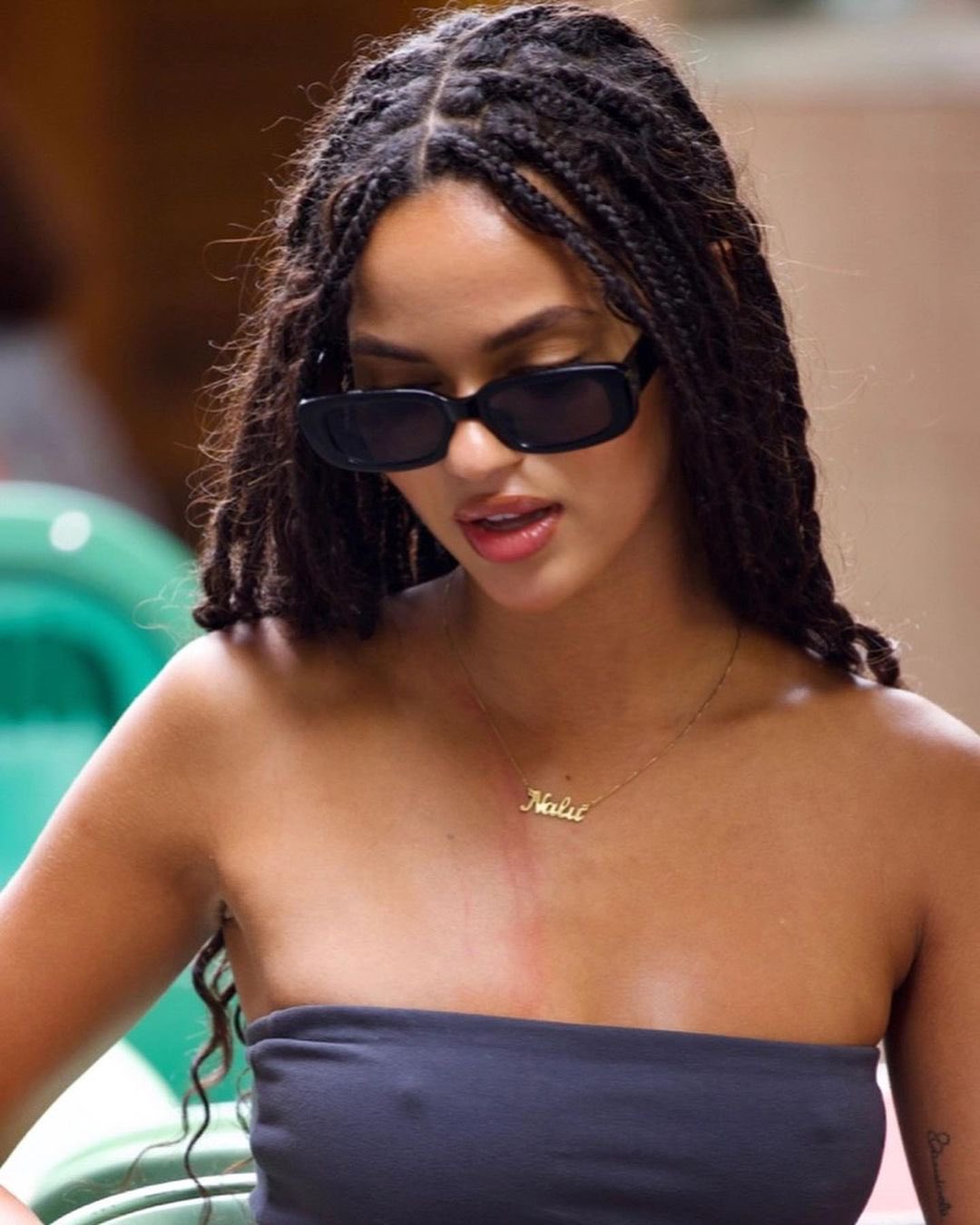 on Twitter "the fact that these are just candids of her like she’s