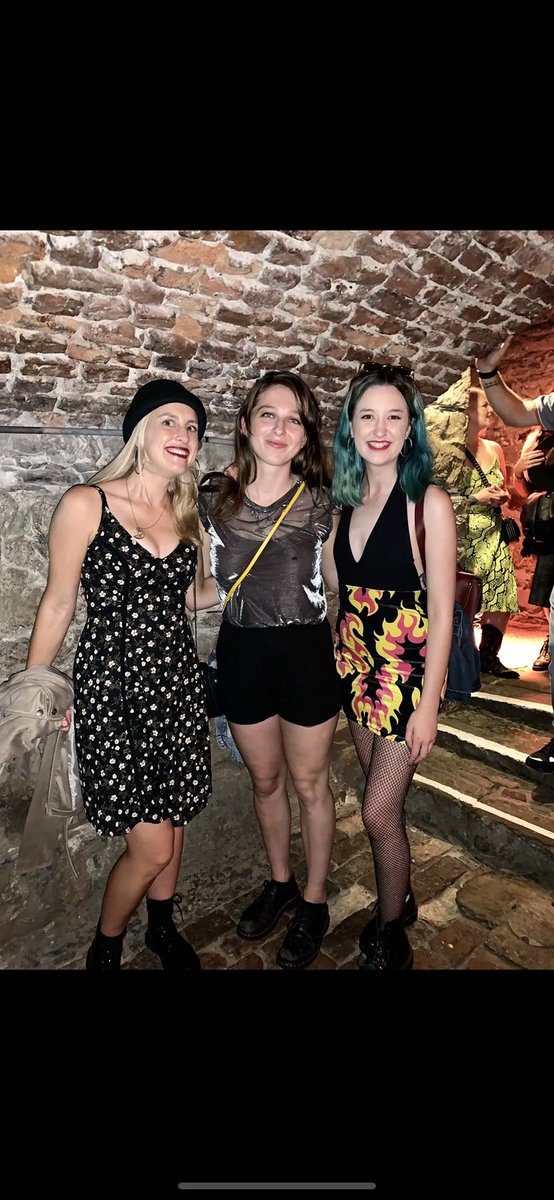laineyshep's tweet photo. Feel so lucky to be a part of this all 🏴🙌🏻🎶❤️ @TheSnuts @_AbigailTaylor1 @Rachel_Esmee Need some BTE merch tho haha 😂🔥📣
2021 at The Caves ↙️ and @theusherhall last night ↘️
#burntheempire #WL #supportlocaltalent #bestiesforlife #lifelongfans https://t.co/ukWEs6uten
