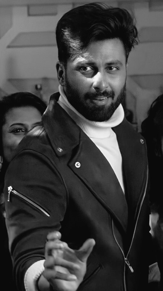 Olaf_Says007's tweet photo. May u always showered with unconditional love ❤️ 
May all happiness, success and peace of mind belongs to u ✊️🧿
May all ur current and upcoming project be a massive success ✊️ @i_amak 

#ManifestingDay12 #OlafSays https://t.co/jVVgkWmty7
