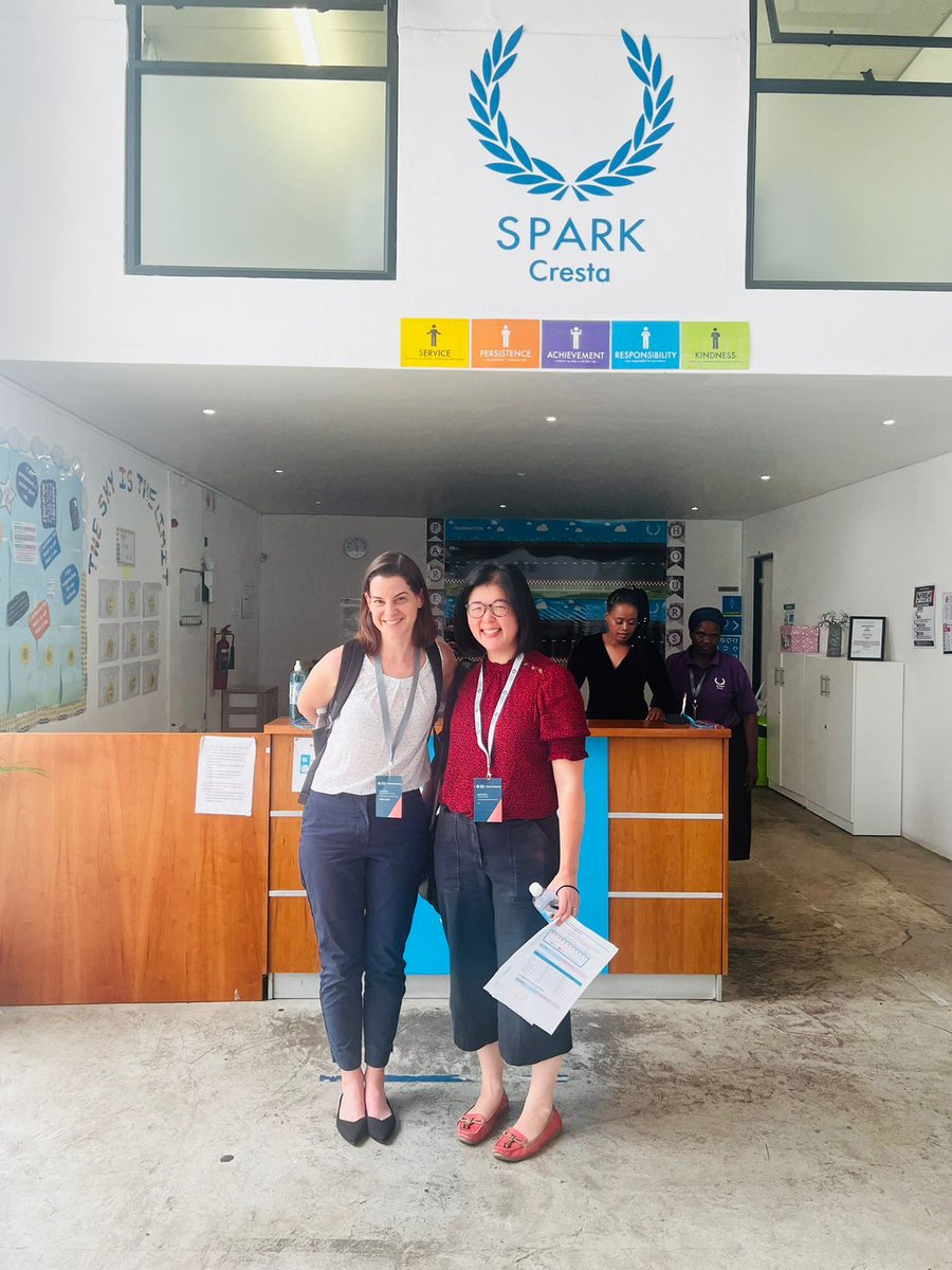 Hard to put into words how it felt to visit @SPARKSchools last week. Care and ambition everywhere: on the walls, in the instruction & the behaviour management. I was so touched; I wish I learned to teach here. Thank you 🥰: outstanding work @stace_d_brewer & team.