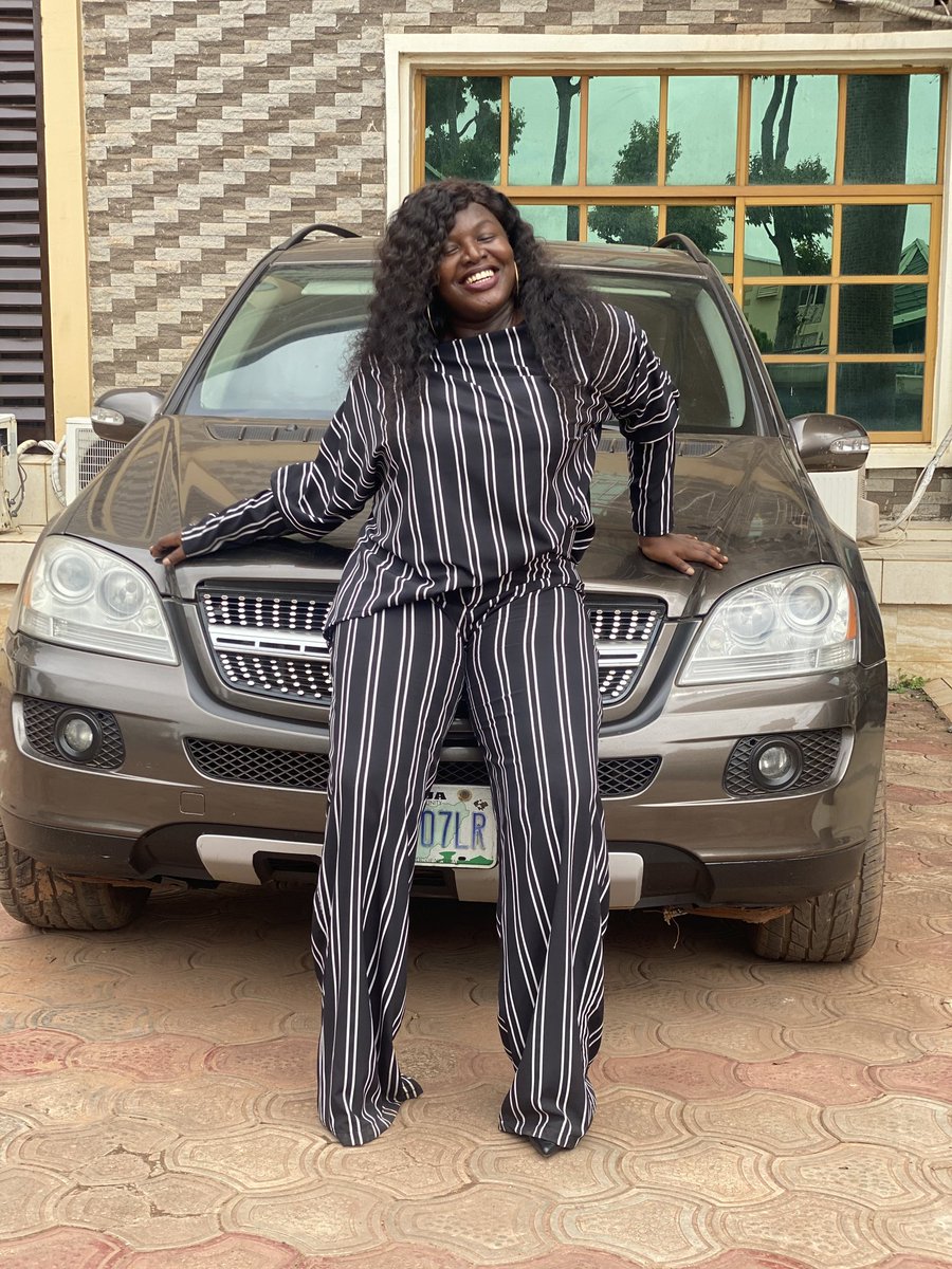 AniebonamMira's tweet photo. The way money fits me eh ☺️ it's either i make money or i make money 😁

2 pieces:@Rdamiks 
©Nwanyi chin chin😁 https://t.co/DhhHn4bOKX