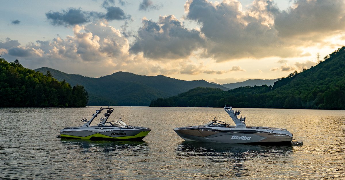What's better than one LSV? Two 😍

#MalibuBoats #TheTruthIsOnTheWater #22LSV #26LSV #MalibuLSV #WakesurfBoat #WakeboardBoat #WakeBoat #MalibuBoats2023