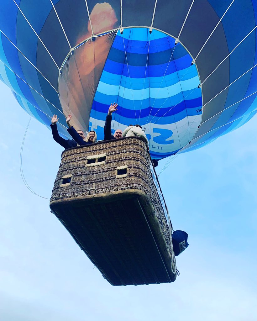 luchtballoncom's tweet photo. Come fly with me! 😃 #luchtballon #ballonvaren #ballonvaart #sayyestonewadventures #balloons #ballooning https://t.co/U7YCMRoFfO https://t.co/tx2UyKCmKl