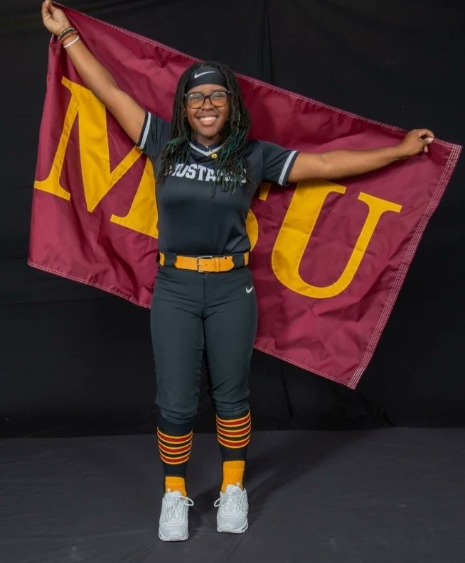 HotshotsPacheco's tweet photo. #8 2024 Kk Curry on her 1st Unofficial Vist @MSUTexasSB Thank you Coach Talley and MSU for everything!  #pfsoftball https://t.co/kv22LcQGg0
