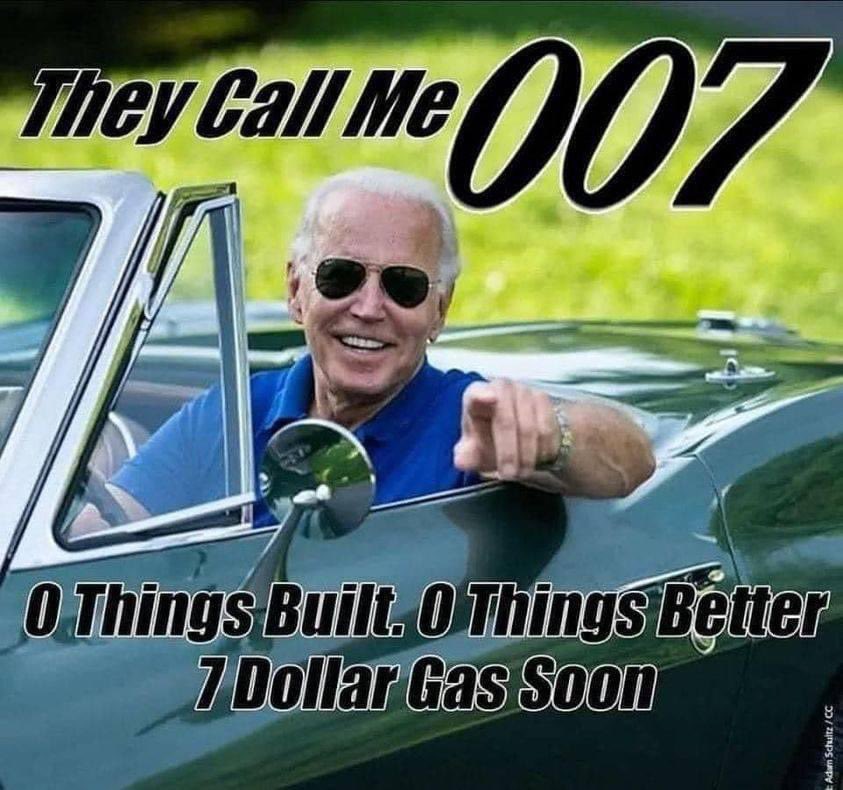 dooooooodlay's tweet photo. Bringing you this HILARIOUS MEME on this Sunday!!!! 🙏🤣🤣🤣🤣 PRAISE THE LORD
#TrumpWasRightAboutEverything #Jesus #LetsGoBrandon #KYRepublicans https://t.co/zRx5ntMHRM