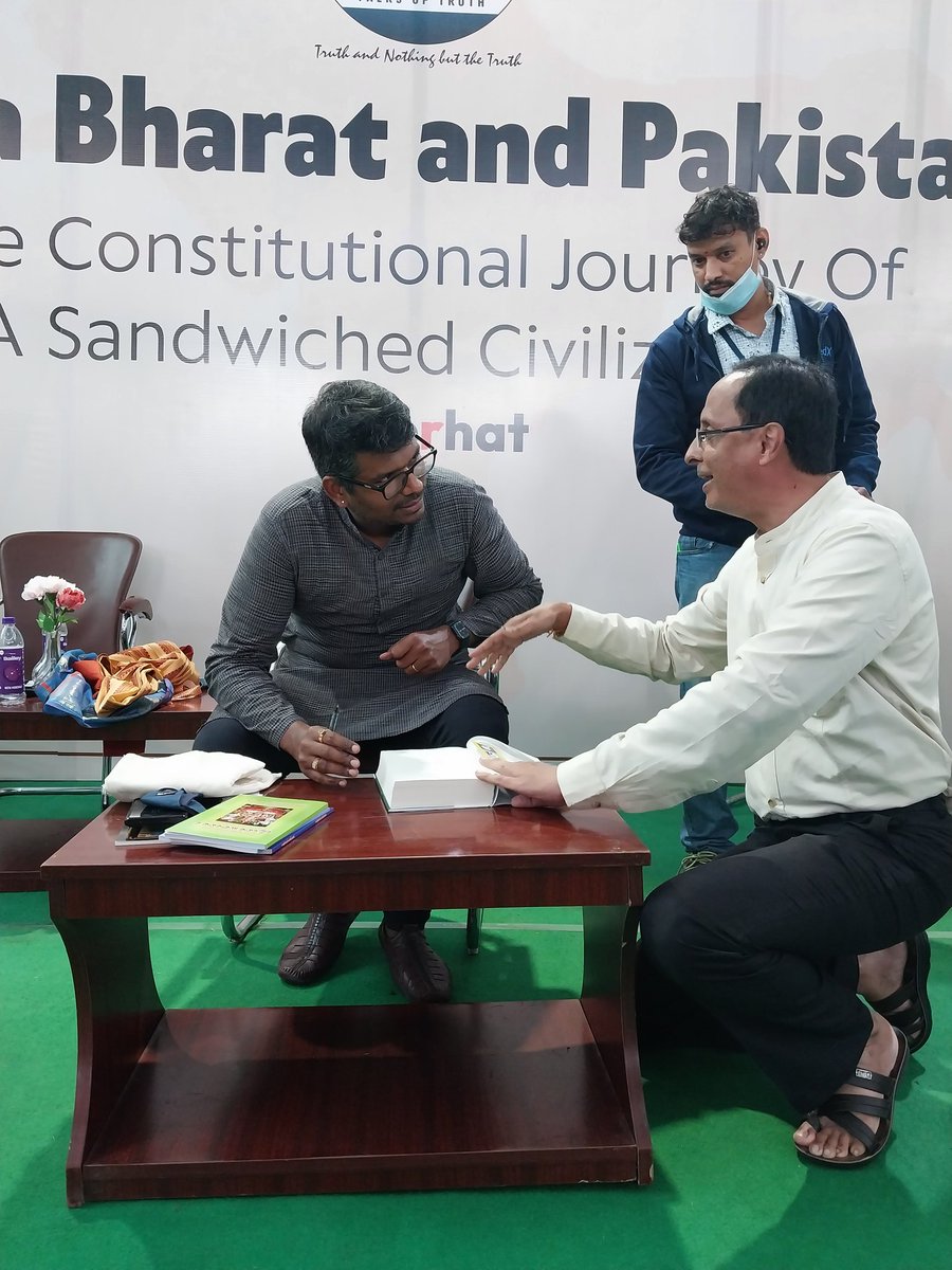AhamTalks's tweet photo. It was a wonderful session by @jsaideepak in @Bhagyanagar.  Incessant rains, Group-I exam clashing, most Law &amp; other colleges running their exams did not deter Bhagyanagar wasis from coming to the event. The loud applause &amp; cheering for Sai Deepak continued through the session. https://t.co/KzoN7AYRpw