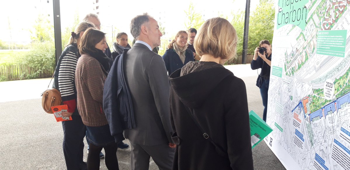 ASA_PNE's tweet photo. Avec les équipes de @spl_ParisMGP, d'@E_Ferroviaires et de la Mairie de @paris, échanges nourris avec les élus @egregoire @jacquesbaudrier @EricLejoindre @anneclaire_boux autour des projets de #ParisNordEst dans le 18e #ChapelleInternational #ChapelleCharbon #Cap18 @GaredesMines https://t.co/ztD2hS3uSU