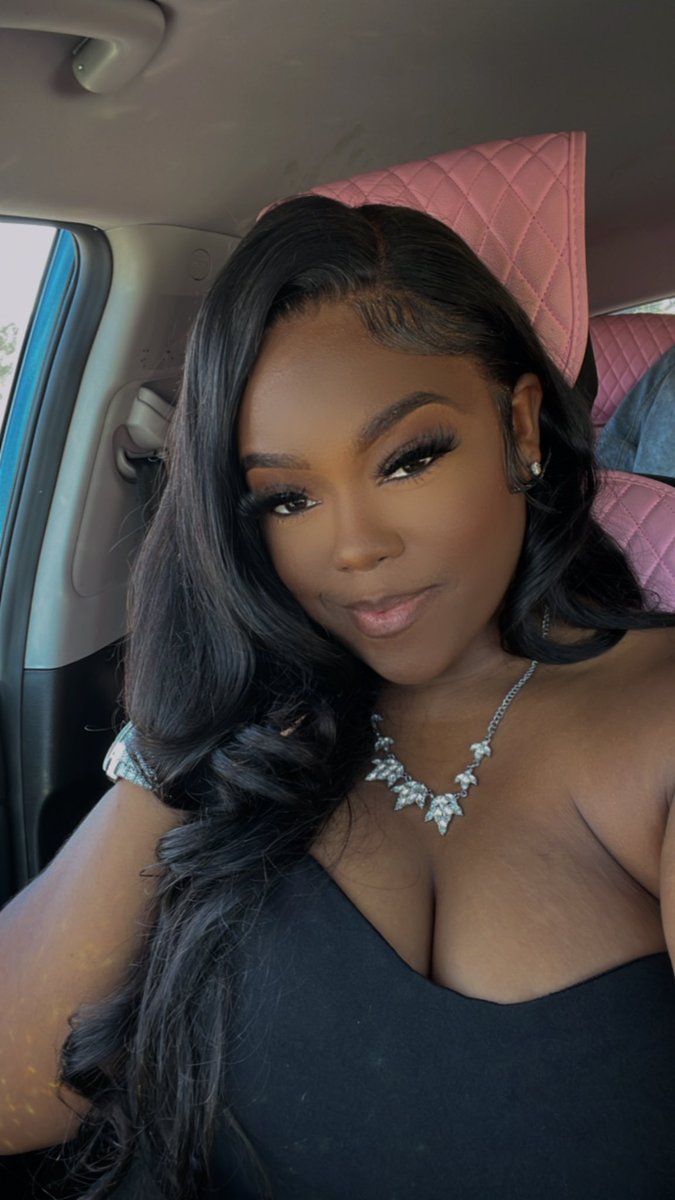 ____mirrr's tweet image. black luxury 🖤