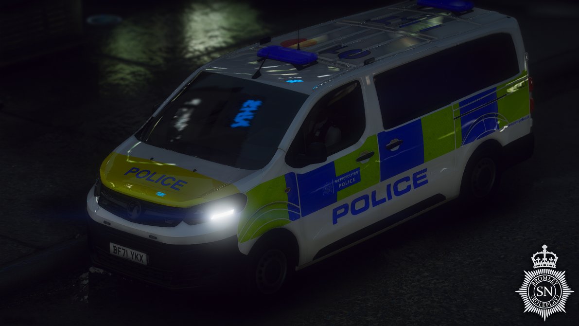 Switches999's tweet photo. We're always looking for keen individuals who want to make a difference in the world! We offer both Student Constable routes and Direct Entries for those with experience! Join @bromleyrpc_fp today! https://t.co/aiNm6VPdvN #fictional #FiveM https://t.co/qX2zUjp034