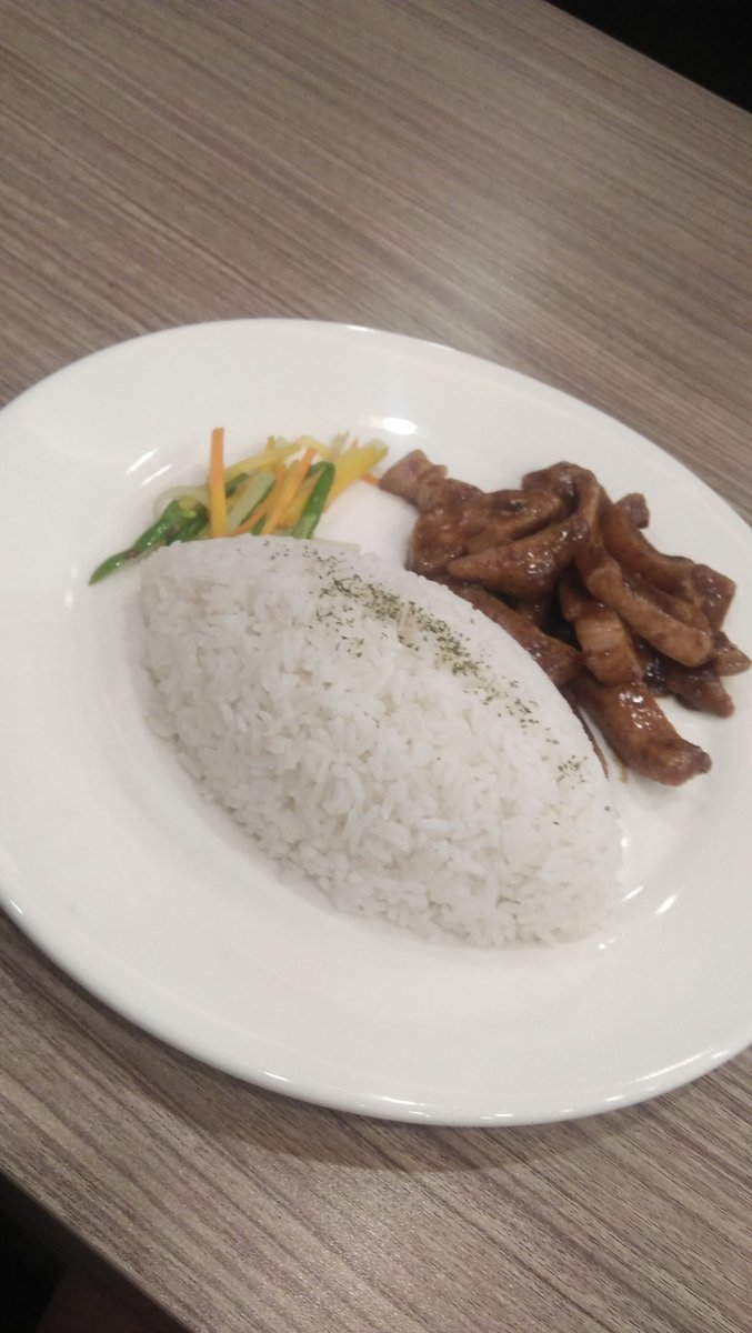 twinarron's tweet photo. 🍴 https://t.co/IFLnwvwOAV