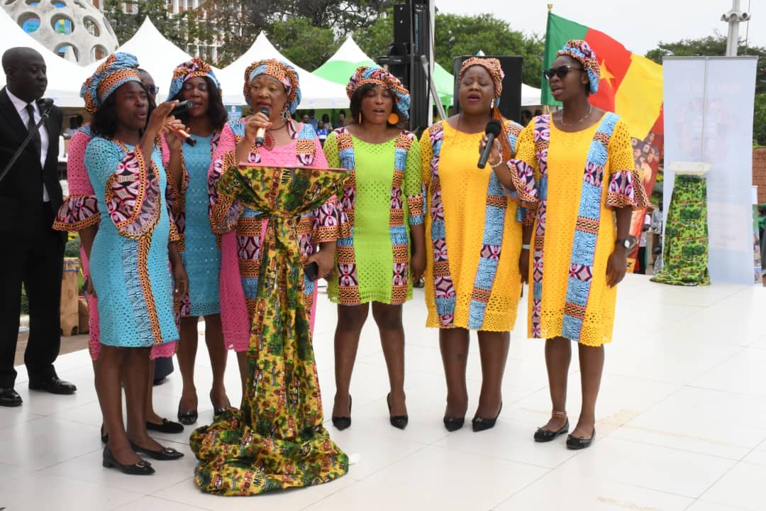 FAOCameroun's tweet photo. #HappeningNow | #Yaoundé
Le gouvernement du #Cameroun 🇨🇲 et ses partenaires se joignent au reste du monde ce jour pour célébrer la #42e édition de la #JourneeMondialedelAlimentation sous le thème "Ne laisser personne de côté"
#FaimZero https://t.co/QDNiaUdc8C