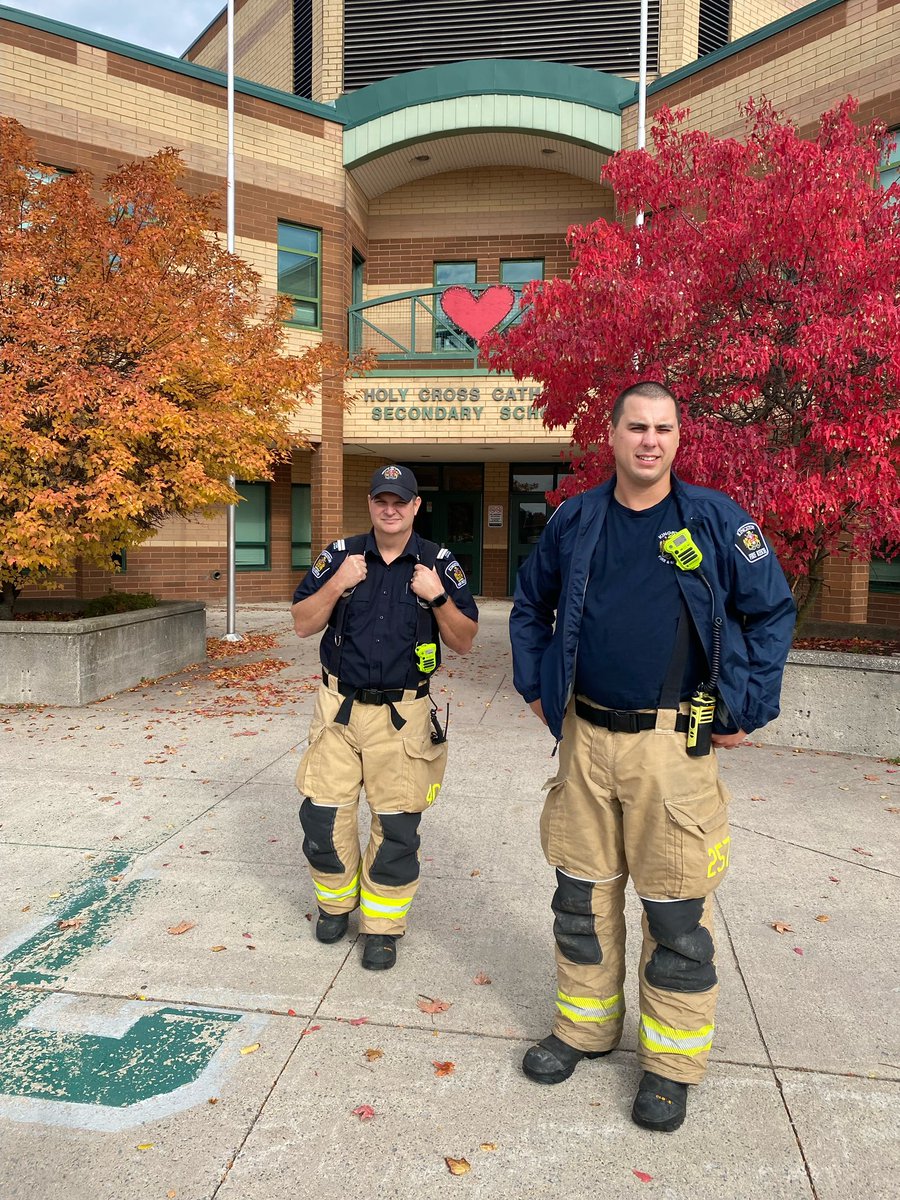 With #FirePreventionWeek2022 closing, we wanted to send out a BIG thank you and acknowledge our #ygk community and media partners, schools, and the Kingston Fire & Rescue team for sharing the messages. Remember “Fire won't wait. Plan your escape!'. 🚒🐶🐾