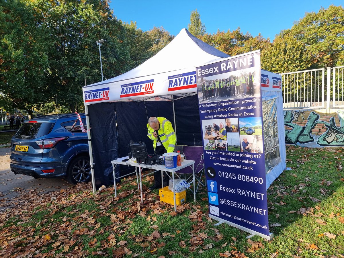 EssexRAYNET's tweet photo. Net Control and our Outstations continuing to pass Safety Communications for the Chelmsford Marathon #rsgb #raynet https://t.co/v8a7HPRFe4