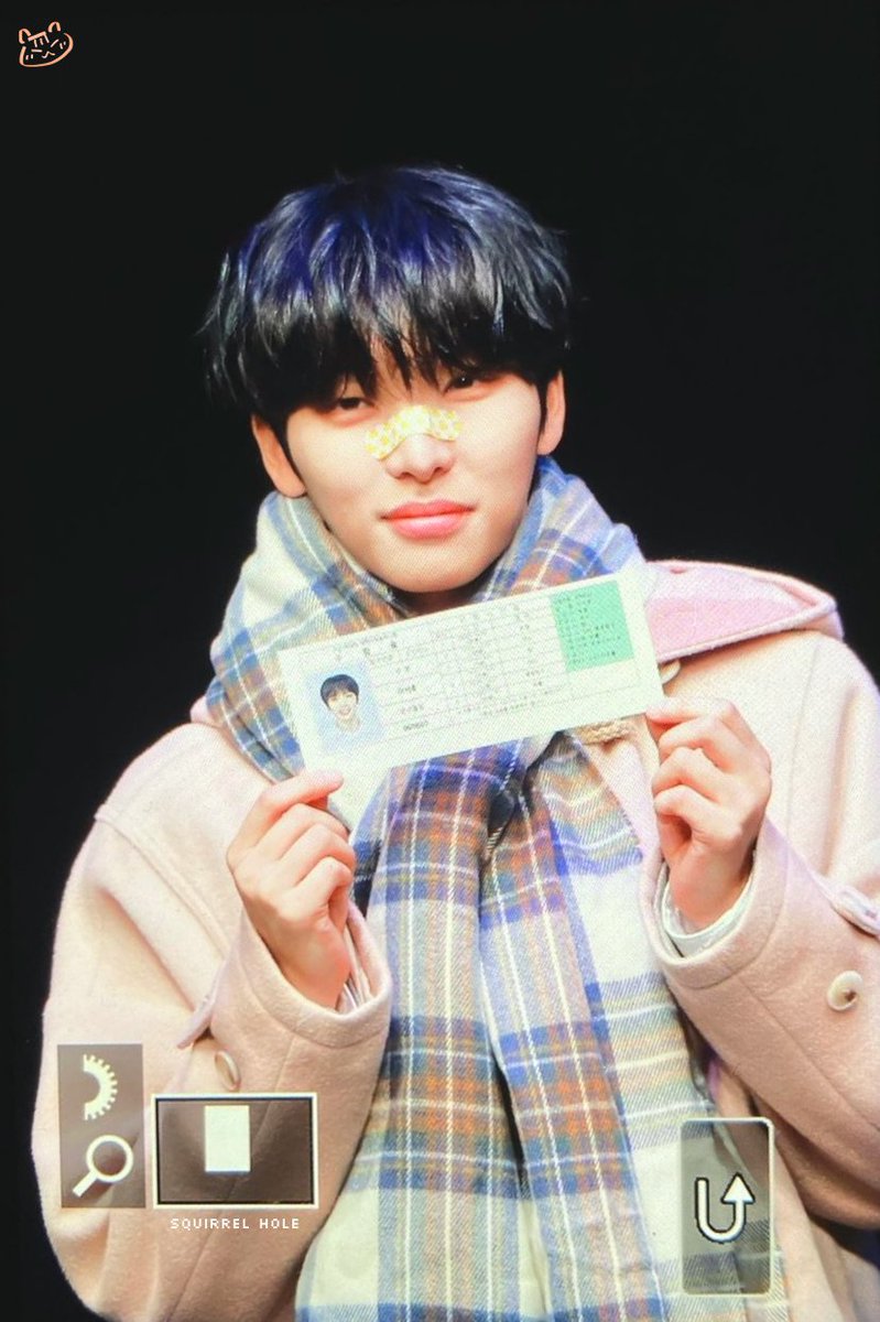 SquirrelHole67's tweet photo. 221016 에버라인 팬싸 프리뷰
⛄️
#서호 #SEOHO #원어스 #ONEUS https://t.co/sFQbLyEPK5