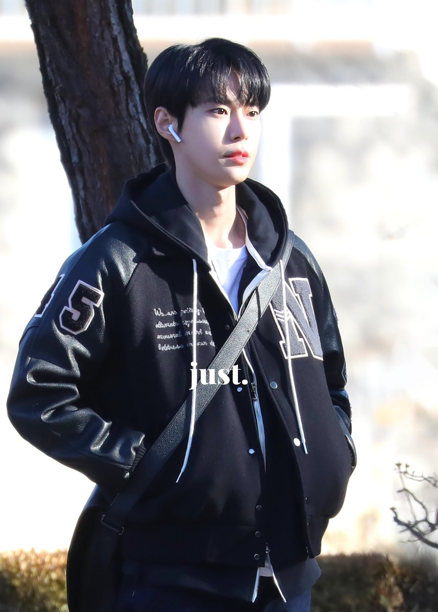 dearmelikDY's tweet photo. DEARMELIK 2023 DOYOUNG SG
``JUST.``
to me ``just.`` means irreplaceable.

order here  
https://t.co/hZqjM5Dw0r

#도영 #DOYOUNG #NCT127 https://t.co/BXEJz2btvW