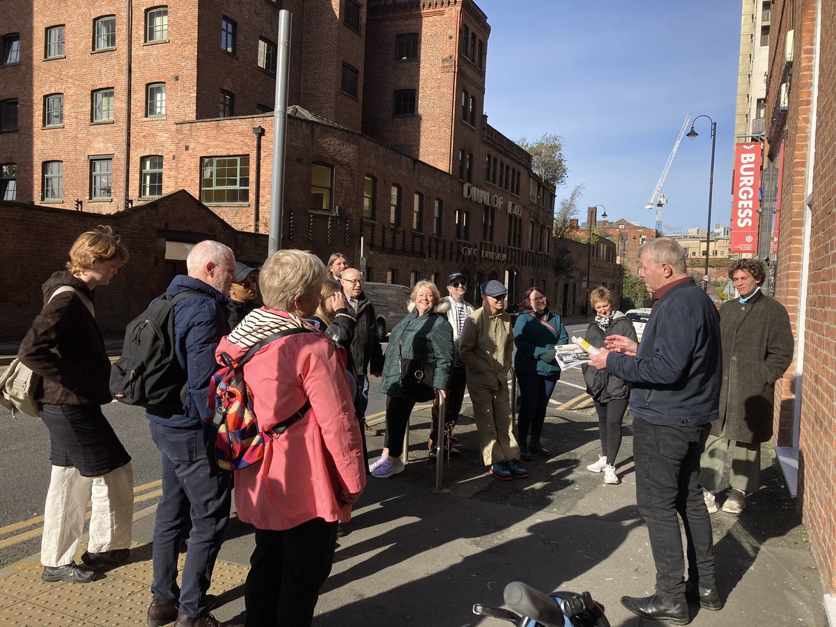 McrLitFest's tweet photo. Big thanks to @JonathSchofield & @MCRCityofLit for inviting our #CitiesUntold writers & other guests on this morning’s fascinating literary tour of @OxRdMcr And for the blue sky 😎 https://t.co/ysPePxbfoX