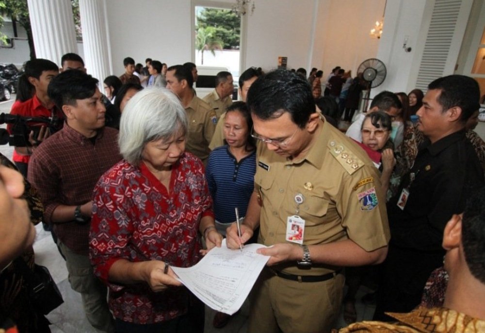 M45Broo_'s tweet photo. Masa keemasan DKI Jakarta saat py pemimpin yg bnar2 merakyat... 👍😁✍️ https://t.co/nlML6Z49K3