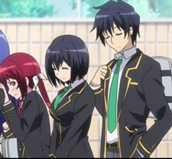 Yellow__Flash7's tweet image. *we are walking together through town*