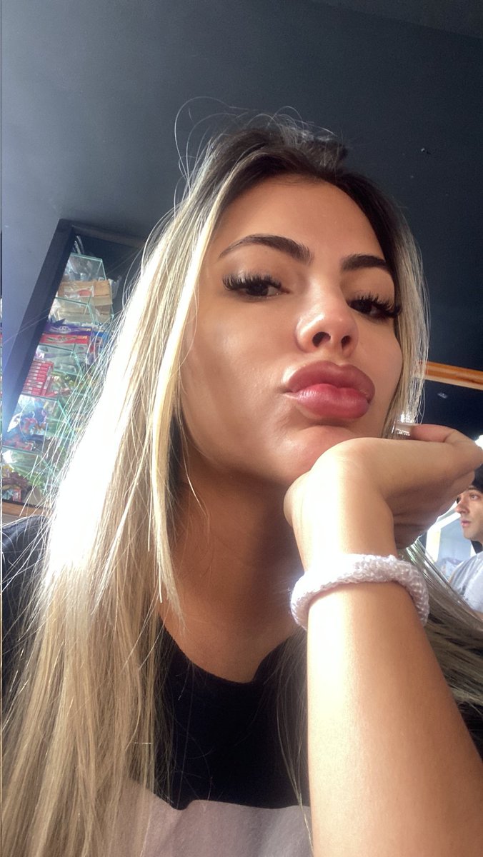 scarletspringxo's tweet photo. Because I am bored as f..😁 ##latina #sexymodel #fyptiktok https://t.co/Jd1ktOIghI