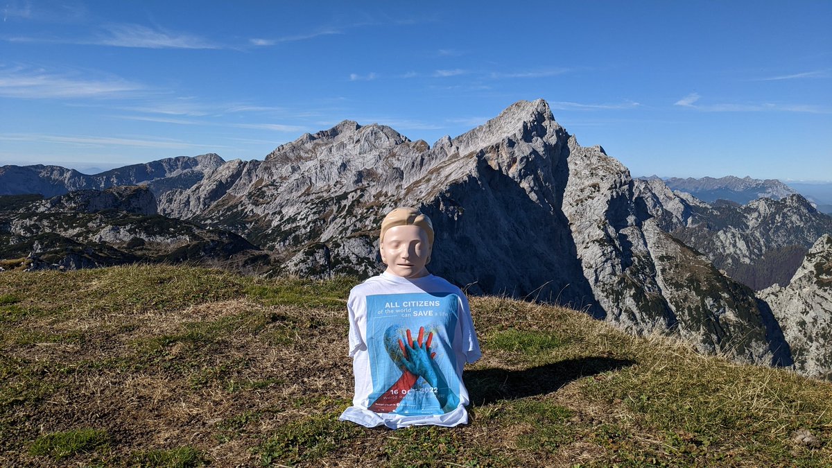 #WorldRestartAHeart day in the 🇸🇮⛰️ <a href="/ERC_resus/">ERC - European Resuscitation Council</a> <a href="/Ilcor_org/">ILCOR</a> @erc_young <a href="/SIMZDL/">Simulation education centre</a> <a href="/UMariborFHS/">UM Health Sciences</a> <a href="/GStiglic/">Gregor Stiglic</a> <a href="/metlicars/">Špela Metličar</a>