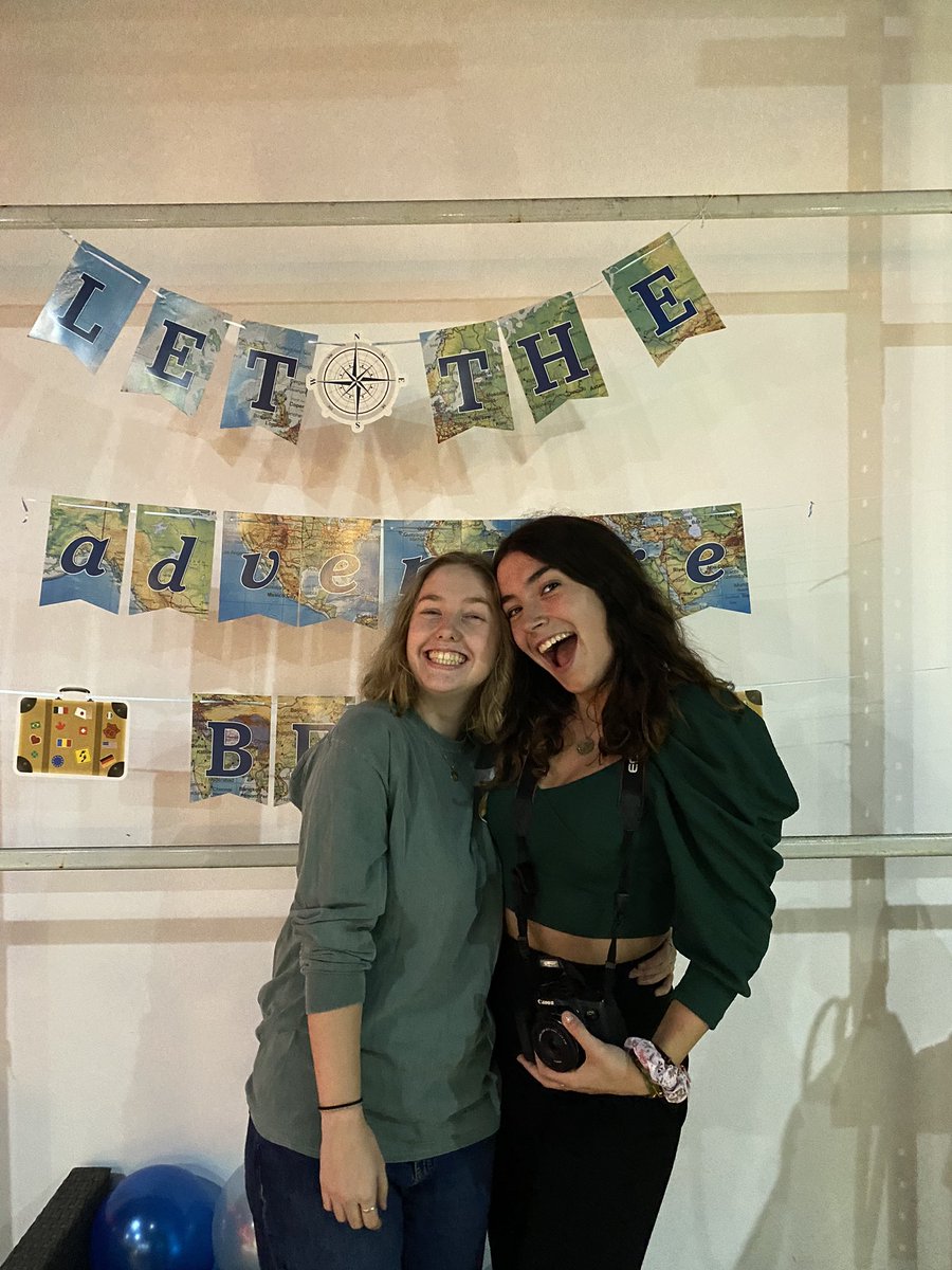 ngeline__'s tweet photo. I can’t thank this girl enough for the help, support and love she gives me every day. She doesn’t know how all the little words, the intentions, the smiles she gives me, make me feel good, love and happy, this girl saves me everyday. If you pass here mary thank you &amp; I love you. https://t.co/bHY9KMxo1z