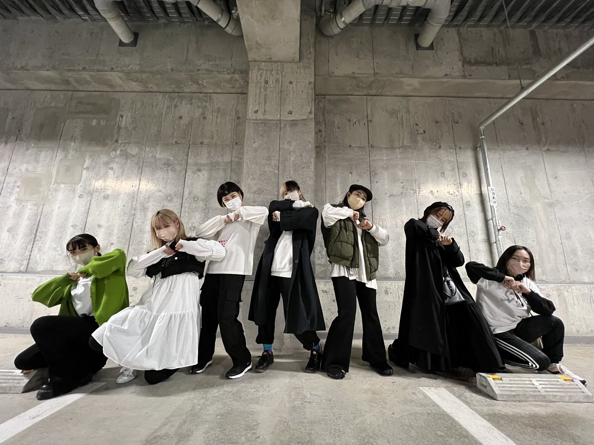 narumi_desun's tweet photo. 有吉の壁ブレイクアーティストライブ2022にて、芸人ダンス指導をさせて頂きました！！こんな貴重な経験をさせて頂き感謝しております🙏✨✨
また呼んで頂けるようにこれからも頑張っていきます🔥🔥 https://t.co/PCaHMJZT5E