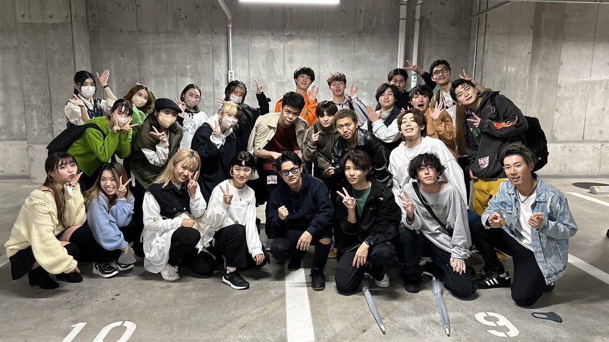 narumi_desun's tweet photo. 有吉の壁ブレイクアーティストライブ2022にて、芸人ダンス指導をさせて頂きました！！こんな貴重な経験をさせて頂き感謝しております🙏✨✨
また呼んで頂けるようにこれからも頑張っていきます🔥🔥 https://t.co/PCaHMJZT5E