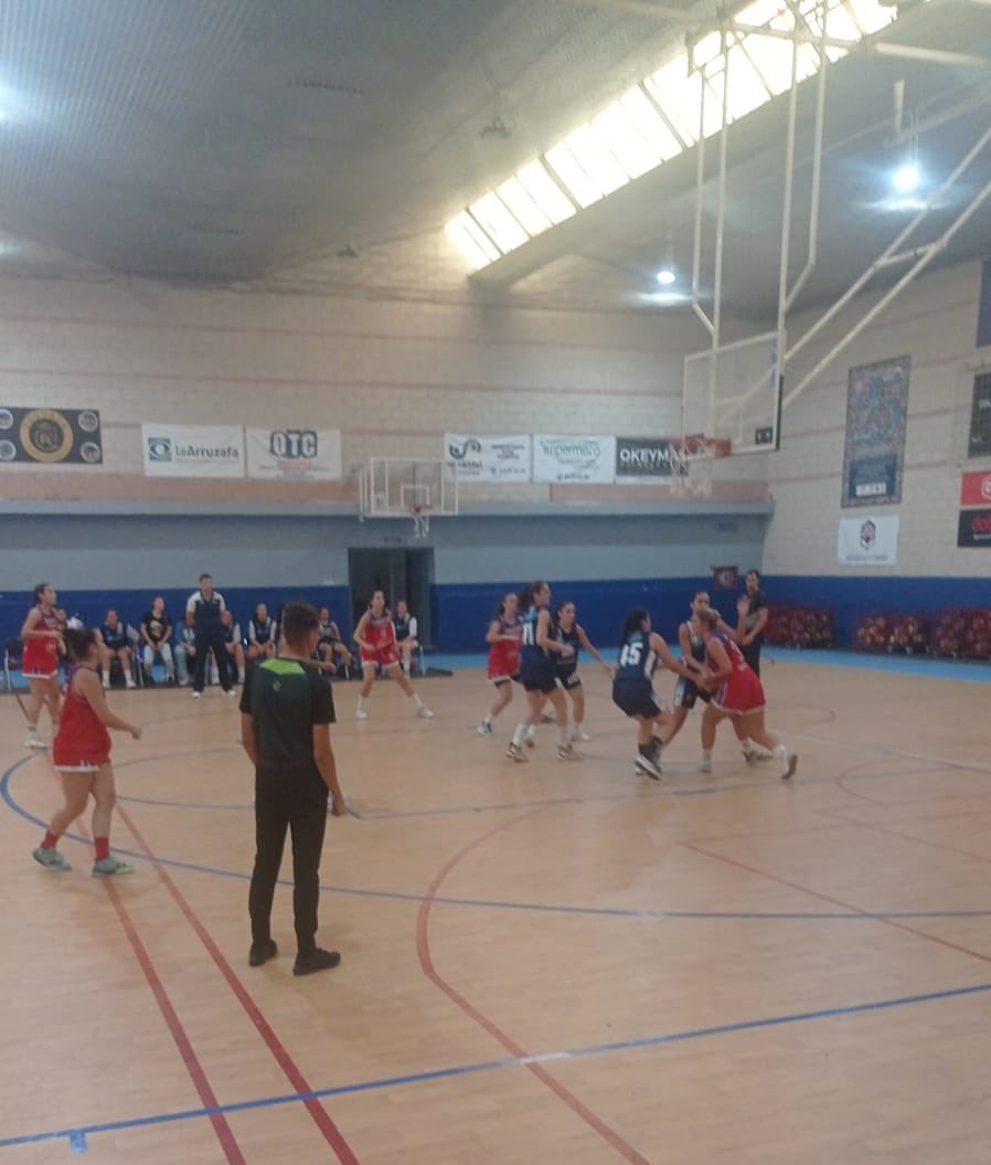 clubadeba's tweet photo. 📢Final 3/4 🔵⚪️
@cbmaristascor 30
🆚
@clubadeba 75
⏰ 1Q
🏆 J1 #1NacFem
🏀 Buen cuarto de las nuestras¡¡💪
#ClubAdeba💙 #seniorLN #BaloncestoFemenino https://t.co/2PoZGyMlvz