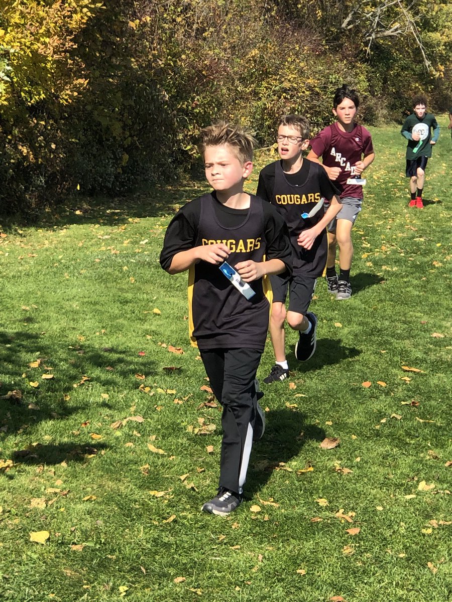 HFLEdTech's tweet photo. Cougars braved the wind in a great race today at Parma Park! #hflmodxc https://t.co/pYvwoMnhig
