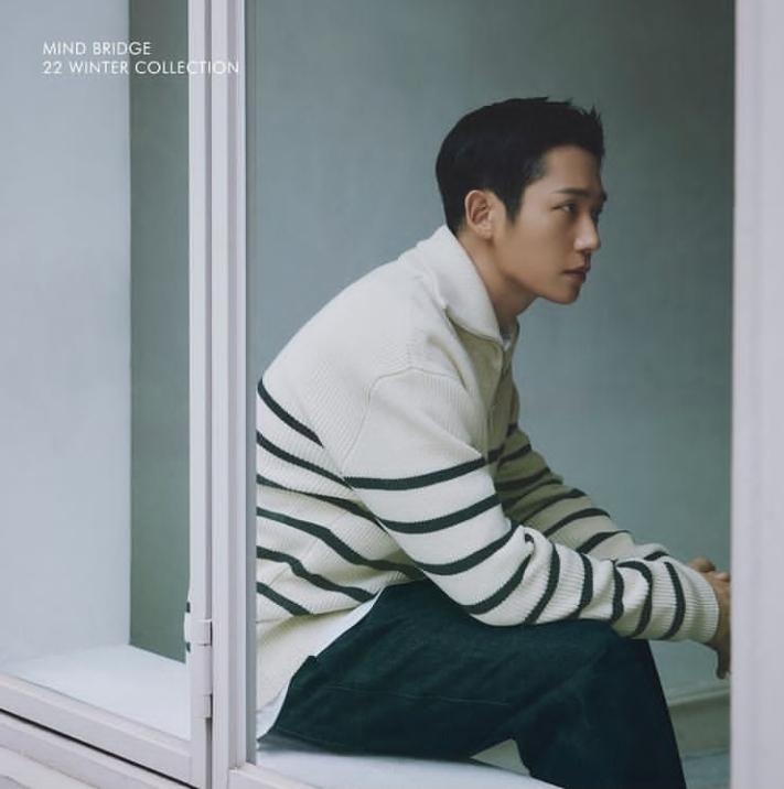 haesoorecords's tweet photo. ๐ธ @.mindbridge_kr instagram update with Jung Hae In
โWINTER STORY 2022 : THINGS THAT LEAD TO CREATIVE EVERY DAYโ
#CreativeNomad #LimitlessChallenge #MindBridge
#JungHaeln #์ ํด์ธ @ActorHaein https://t.co/0pYvrCTnoD