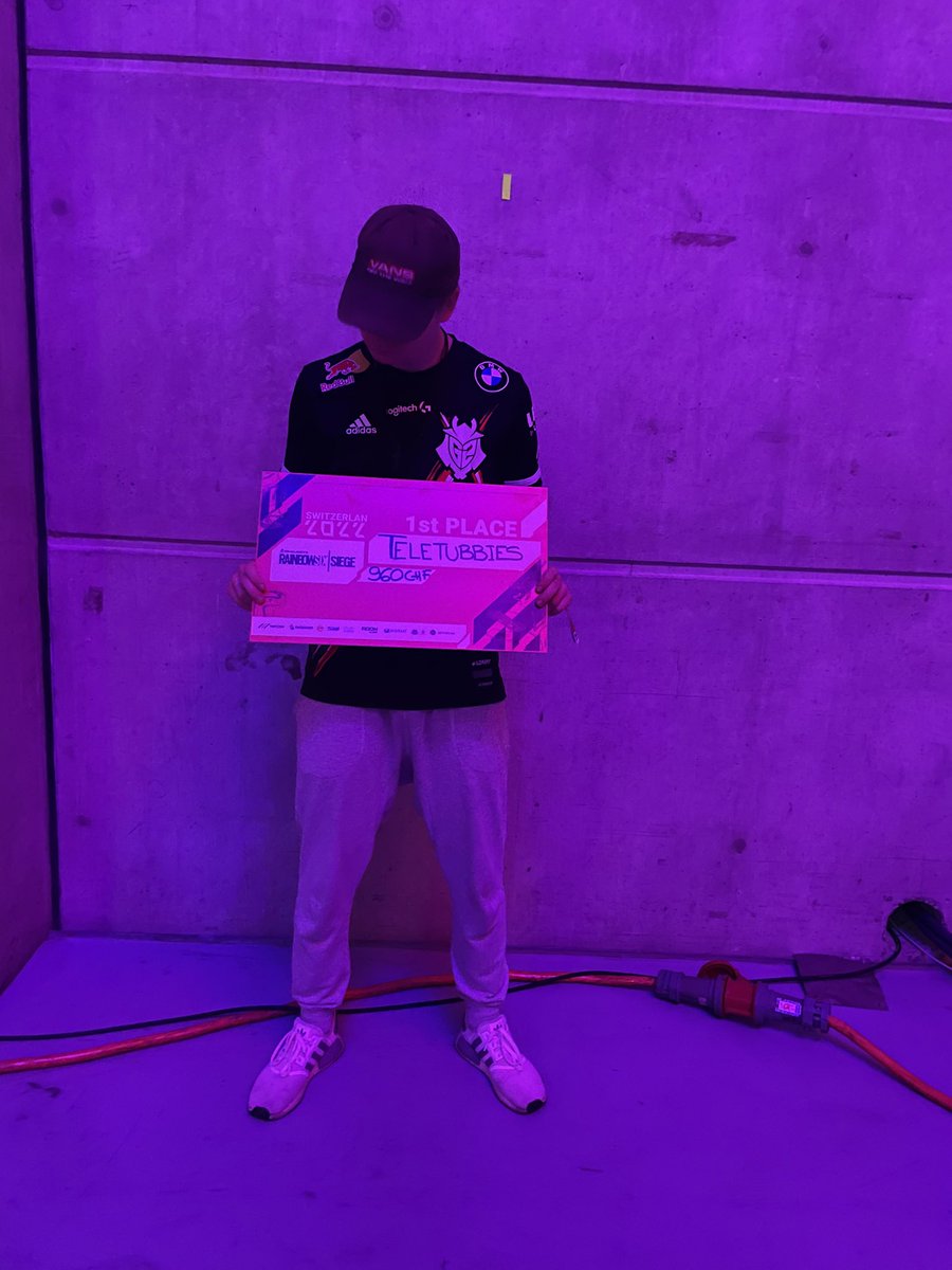 Philipp tweet media