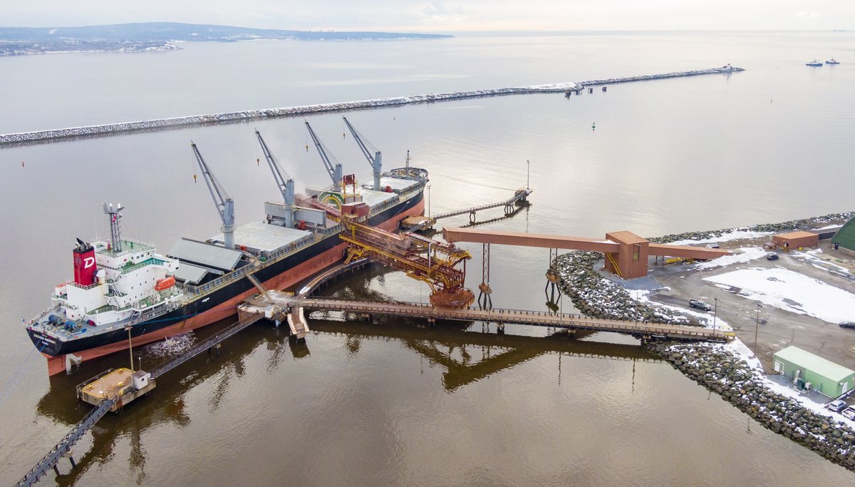 PortSaintJohn's tweet photo. What do these photos have in common?
Food! Today is #WorldFoodDay -  the food industry &amp; initiatives that help feed our region are both so important to us. Our VP Engagement &amp; Sustainability, Paula Copeland, speaks to these topics in an @aivp_net article: https://t.co/XKmNZ7QikT https://t.co/MNQxuV1eTk