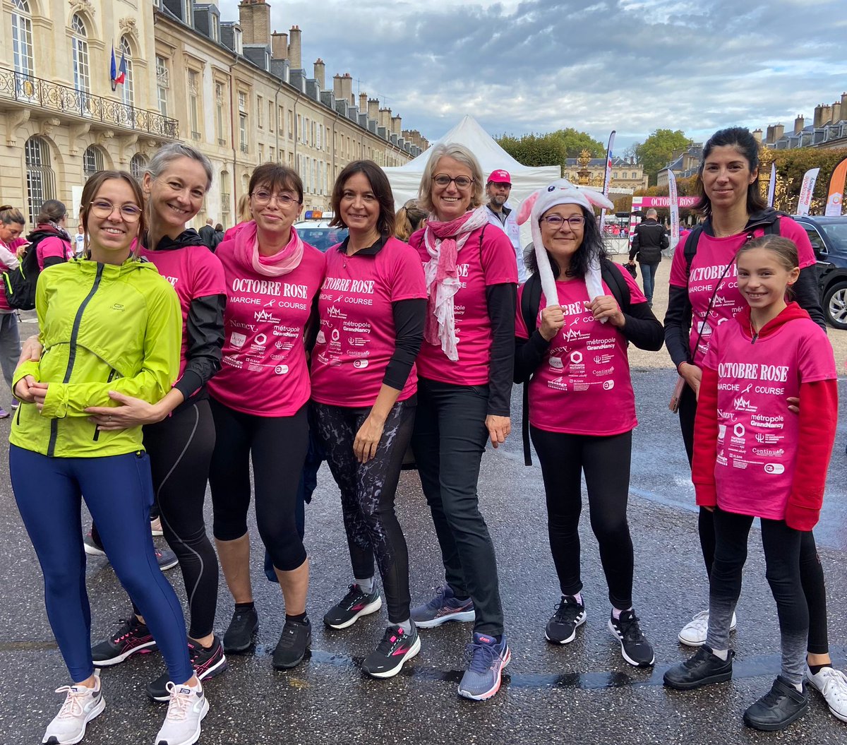 Équipe #Banquekolb pour octobre rose à #Nancy 👏