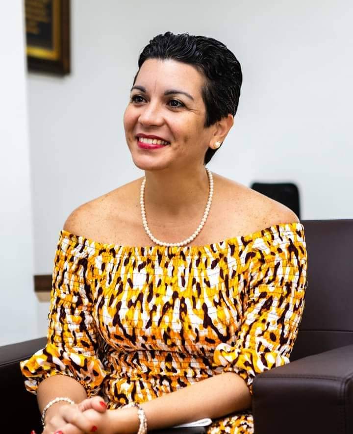 islavisionicrt's tweet photo. Mensaje d la embajadora d Ghana en Cuba, Anette Chao, x 45 aniv d la educación internac. en la Isla:
"Seguimos orgullosos d habernos graduado en Cuba, y siempre estaremos agradecidos con su pueblo y su Gob x acogernos durante todo el transcurso d nuestra formación profesional". https://t.co/55ZVGzVt8V