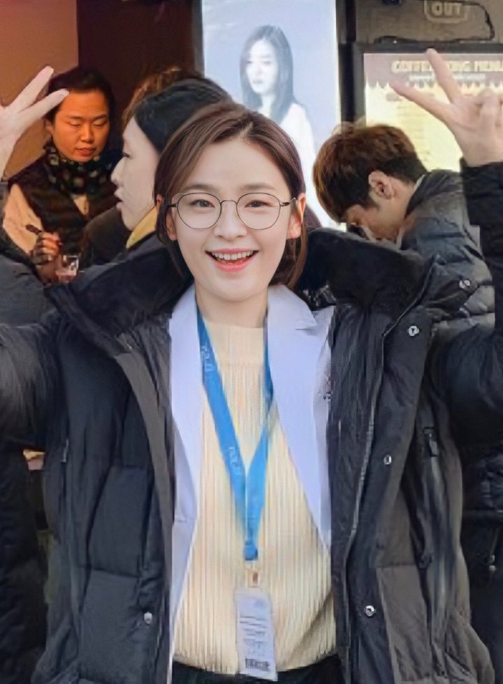 Baby fighting! <a href="/jojngsuk/">Sarah💐</a>