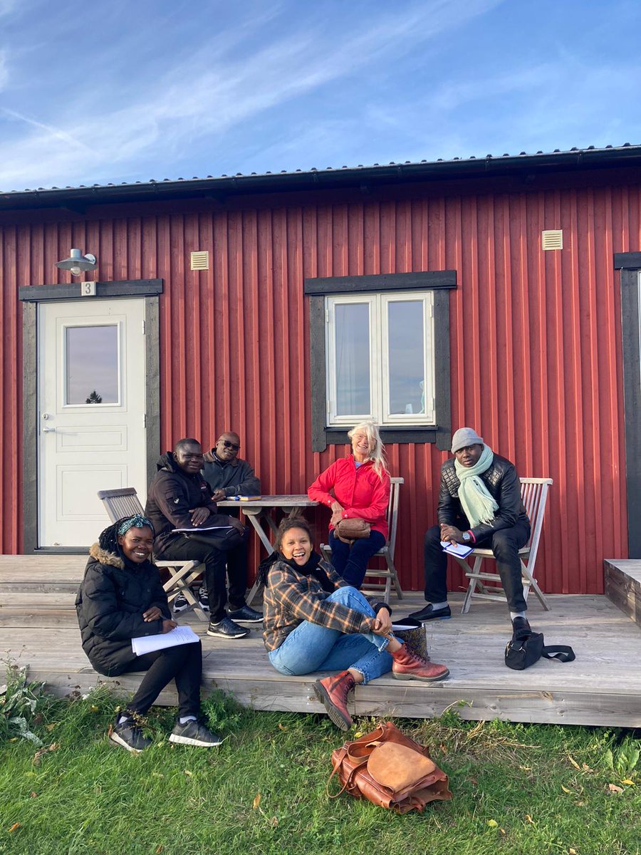 Our launching seminar on Decolonizing Research Methodologies with participants from African countries combined seminars, round-tables, lectures, workshops, walk-and-talks, and fieldwork as a truly traveling seminar.  Rewarding indeed: afrikastudier.uu.se/en/project/dec…