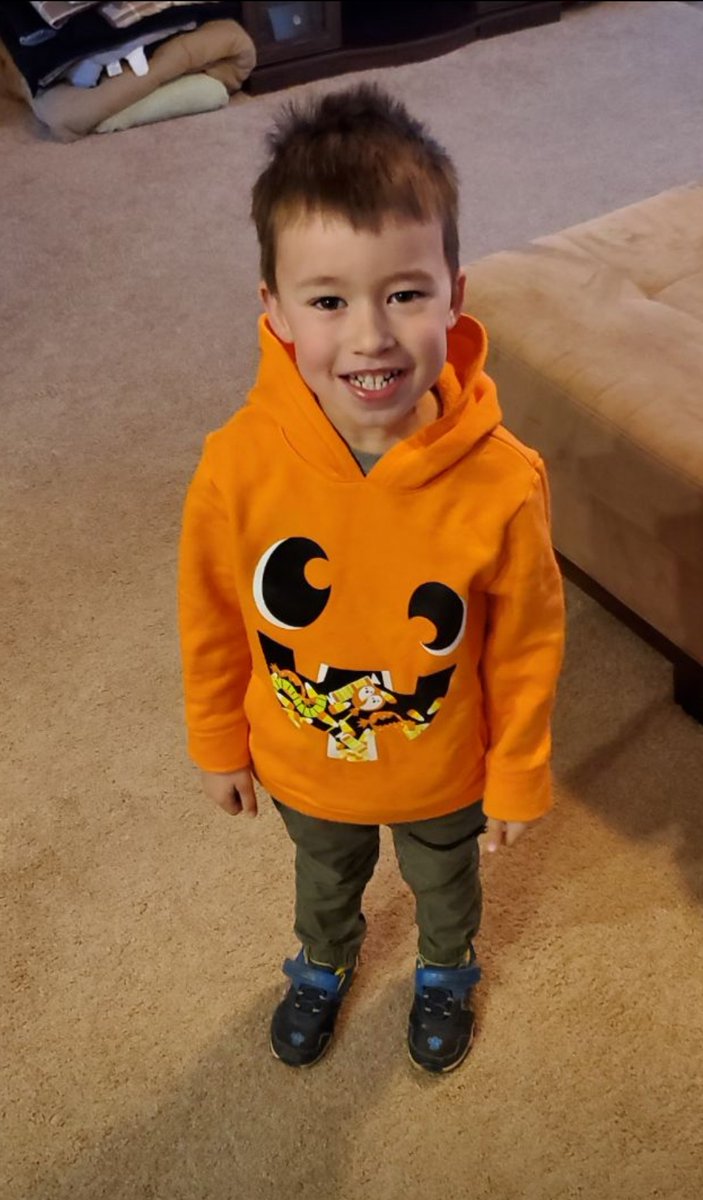 HeyChimpie's tweet photo. And he's almost four. https://t.co/HRRgGWukvE