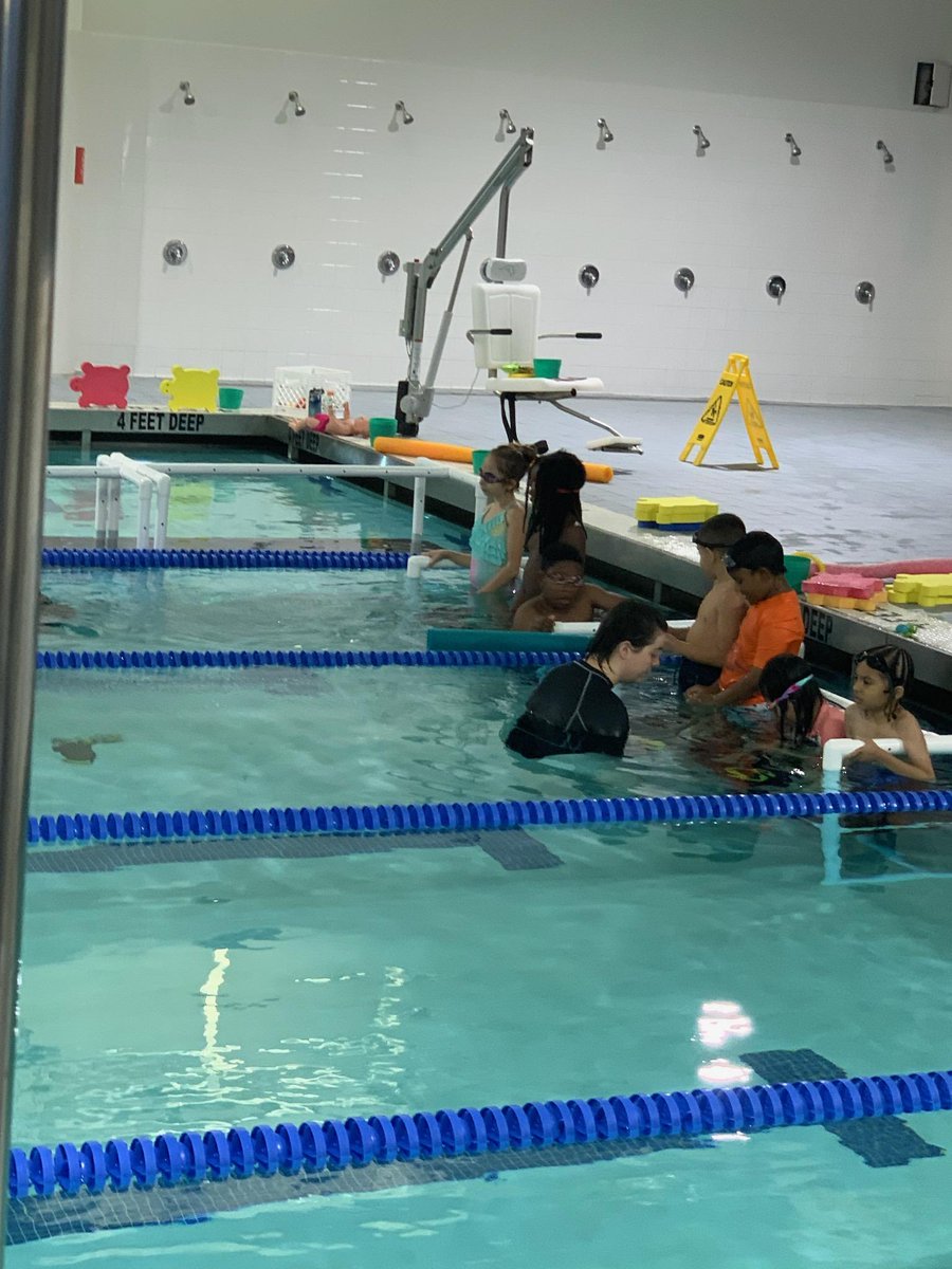 ValerieNMacey1's tweet image. OThis week, our scholars @705 are perfecting their swimming techniques. Swim lessons can create a love and respect for water early on, while building confidence that will stay with them the rest of their lives. #preparingourfuture #givethemeverything #leveltheplayingfield