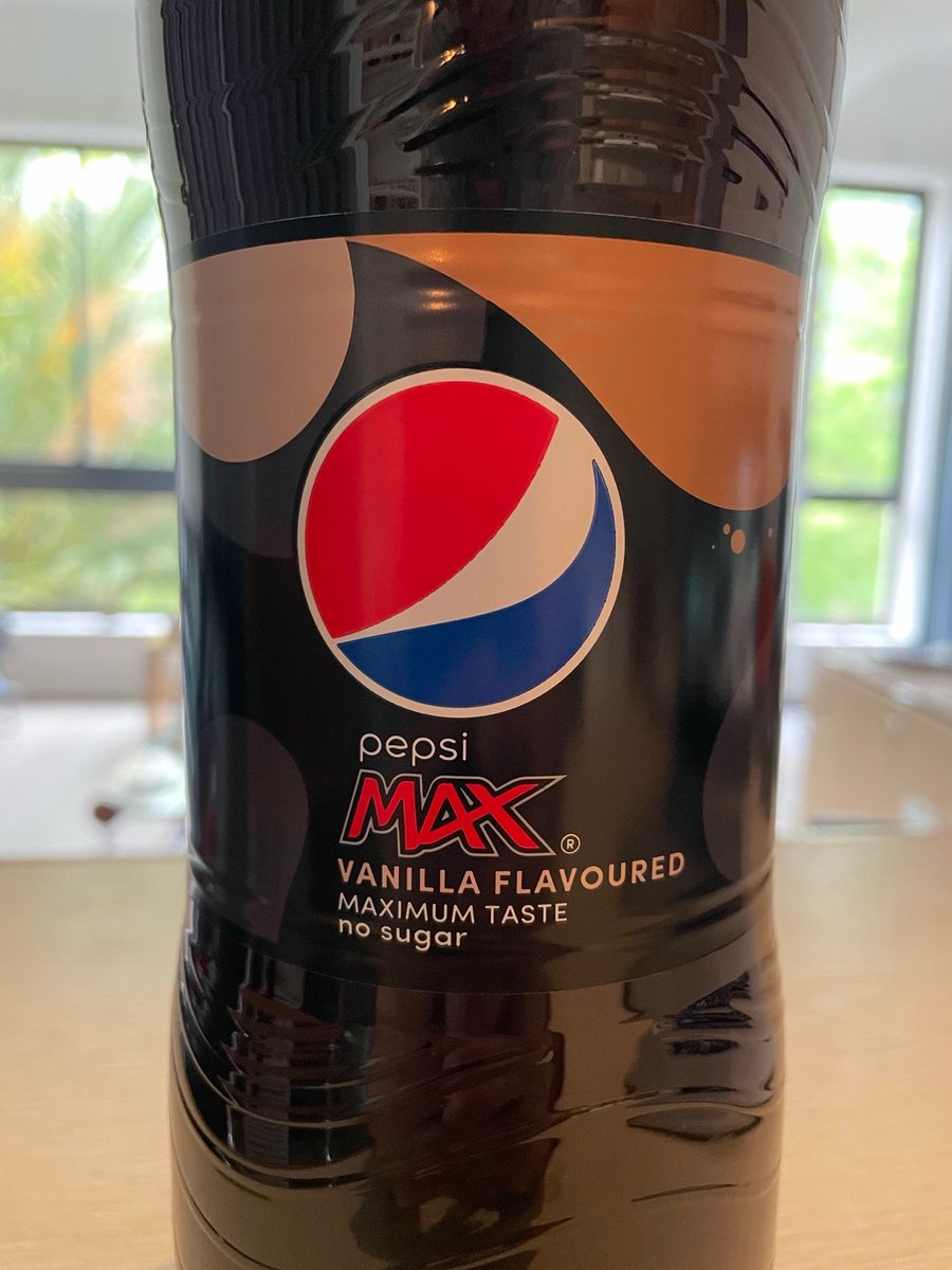 I enjoyed Vanilla Coke when it was on the market here, recently found these Vanilla Flavoured Pepsi Max 1.5l for R8.99 each at a shop down south, nice !!