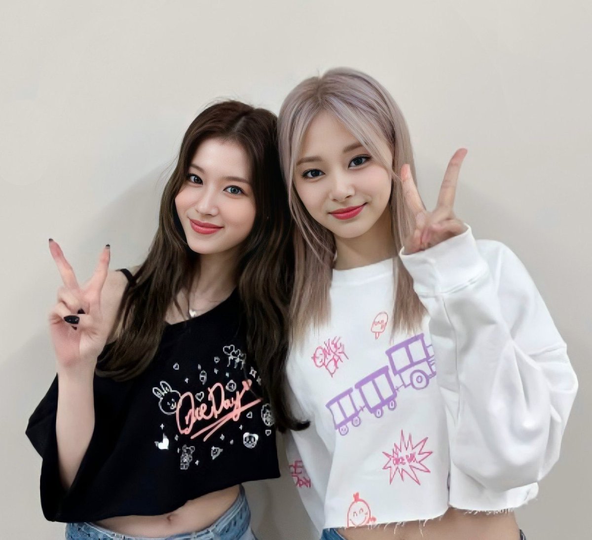 satzurated's tweet photo. 2022 satzu will live in my mind rent free https://t.co/Eg9KSKToac