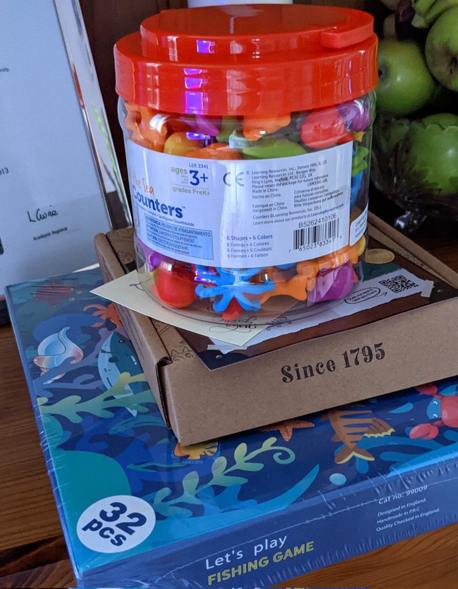 MissGrantham6's tweet photo. Getting my #reading book table ready for next term. Aut2 project is Blue Abyss so sea themed it is 🌊🐟🦀🦭 #primaryreading #KS2teacher #reading #guidedreading #BlueAbyss https://t.co/87vyPwOEpw